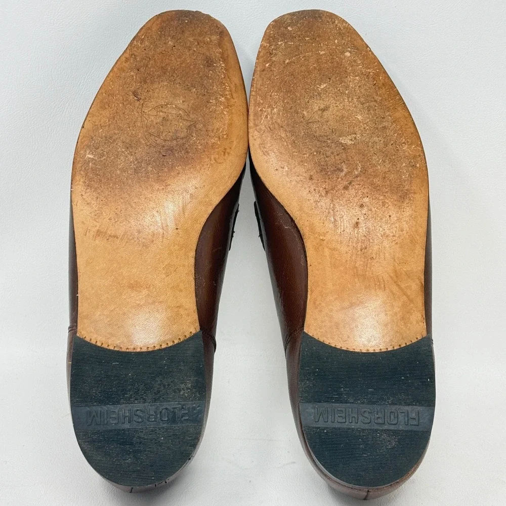 Florsheim Brown Leather Loafers Vintage 80s 90s Moc Toe 10D Preppy Retro Money